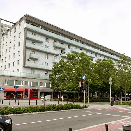 Swietokrzyska 30 - Bezplatny Parking - Widok Na Pkin - Better Apartmán